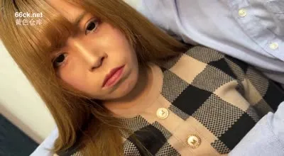 FC2-PPV-4595951 美臀诱惑业余素人背后激情