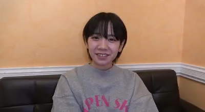 FC2-PPV-3185232 性感超群的黑发美女