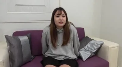 FC2-PPV-4702442 渴望男人的阴茎