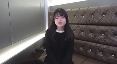 FC2-PPV-3166184 阴毛都还没修剪的小妞