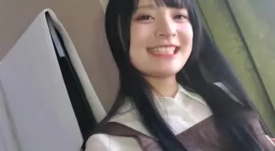 FC2-PPV-3118849 巨乳女孩是一位美甲师