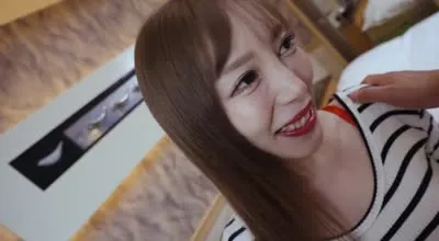 FC2-PPV-4577442 怎么看都令人心动的诱惑美女