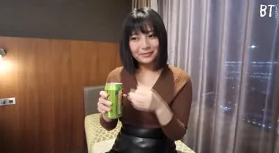 FC2-PPV-2949800 在涩谷搭讪寻找干爹的巨乳女大学生