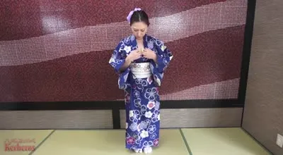 FC2-PPV-2905259 美女老板娘