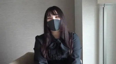 FC2-PPV-2853416 性格开朗丰满处女