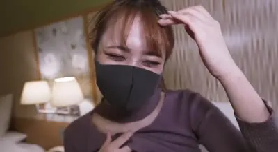 FC2-PPV-2467938 迷人的容貌和身材