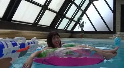 FC2-PPV-2382903 白色泳装的绝世佳人