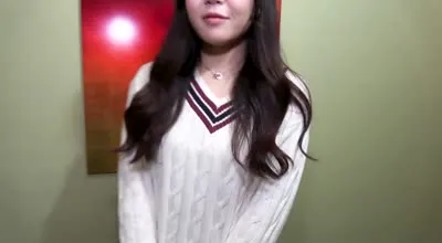 FC2-PPV-4792776 纤细的梓酱正朝着偶像出道的目标努力