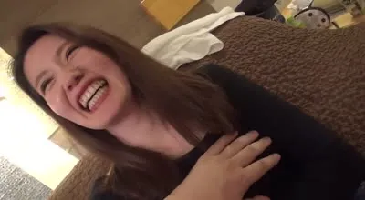 FC2-PPV-2201714 航空公司也受到了经济衰退的影响空姐来到了不该来的地方