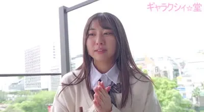 FC2-PPV-4797940 紧致的阴道即将被粗大的阴茎填满