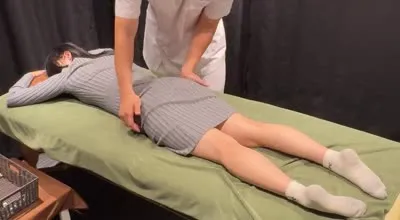 FC2-PPV-4802772 失去童贞的少女