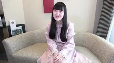 FC2-PPV-1778098 高中刚毕业小胸女孩