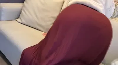 FC2-PPV-1600459 白皙美丽的幼儿园老师