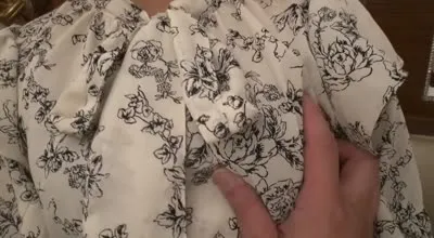 FC2-PPV-4583296 JD20岁女大学生疯狂高潮·初尝巨根深插