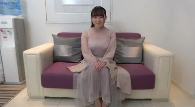 FC2-PPV-4569259 G罩杯咖啡厅员工长着一张娃娃脸可爱极了