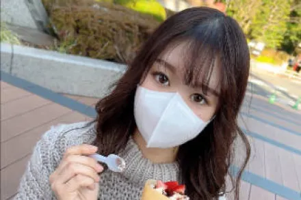 FC2-PPV-2839493 纯真的女大学生