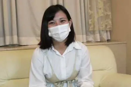 FC2-PPV-2660190 认真的厨师女孩