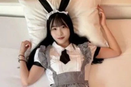 FC2-PPV-4789442 身着啦啦队服的澪甩着马尾辫光滑的阴道被粗暴地插入