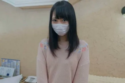 FC2-PPV-4774057 湿润的阴道汁液