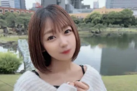 FC2-PPV-3738478 就读美容学校的美甲师