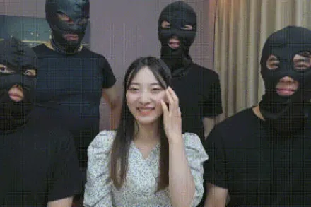 FC2-PPV-4470786 经验人数2人清纯系美女扭捏街头逆搭讪人生初5P肉便器挑战