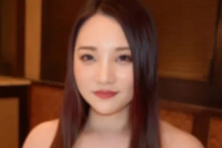 FC2-PPV-4646724 她的外表充满性感魅力