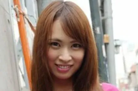 FC2-PPV-2352420 美艳惊人大屁股美女