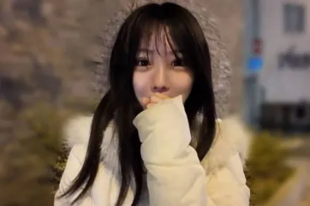 FC2-PPV-4667633 她抽搐着达到高潮