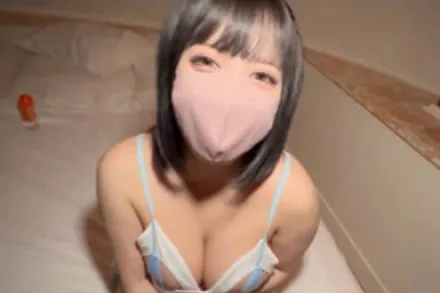 FC2-PPV-4799216 弹珠机咖啡厅女孩