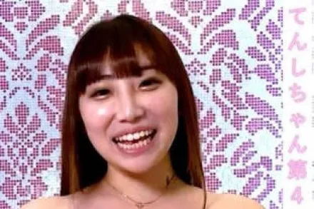 FC2-PPV-4678626 汗流浃背的性爱