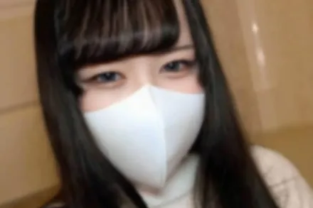 FC2-PPV-4605722 射进娇小女人的紧致阴部