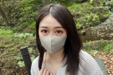 FC2-PPV-3499445 我把刚搬到东京的女大学生带到公园的小厕所