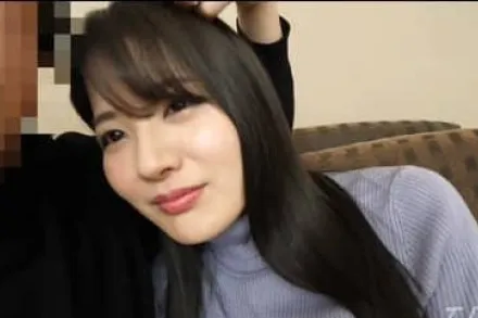 FC2-PPV-1789804 身材高挑纤细黑发美女被深插子宫颤抖着灌满精液