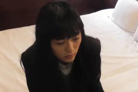 FC2-PPV-2688403 被逼舔脚无声中出