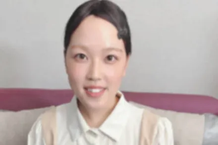 FC2-PPV-4616899 皮肤白皙胸部呈美丽的杯状