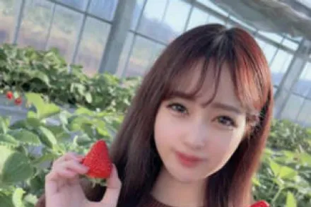 FC2-PPV-4532115 可爱女大学生系列的美女3名精选