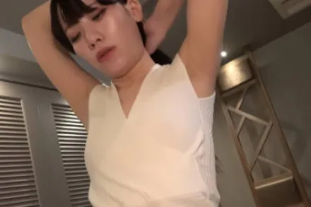 FC2-PPV-4607582 溢出来的高潮无法停止