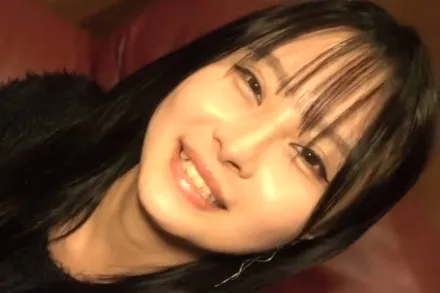 FC2-PPV-4825193 来自赤坂的黑发女仆