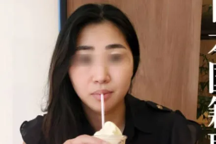 FC2-PPV-4652595 来自马来西亚的已婚女性