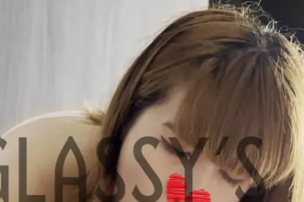 FC2-PPV-4640265 为美丽的外国妻子进行中出和口交