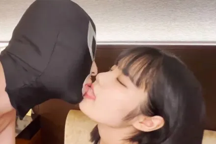 FC2-PPV-3075867 清纯黑发女大学生