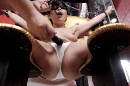 FC2-PPV-4591614 美丽又淫荡的已婚妇女