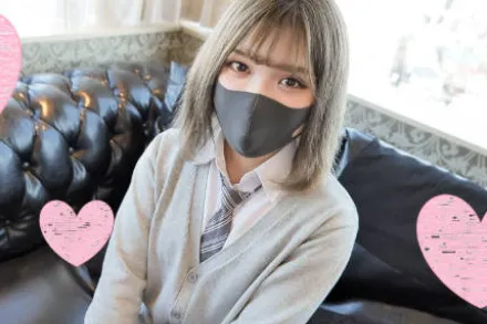 FC2-PPV-3172298 中出纯情女孩