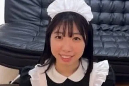 FC2-PPV-4676393 黑发纯真无邪