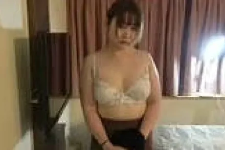 FC2-PPV-4664359 成为变态老男人的猎物