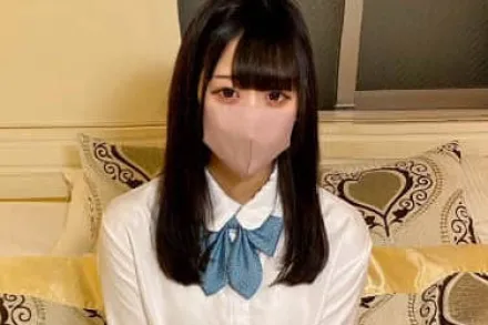 FC2-PPV-4663803 过去拍摄的私密中出性爱视频