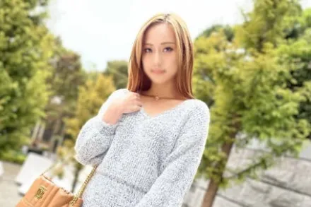 FC2-PPV-3171689 被一个性感的虐待狂女孩惩罚