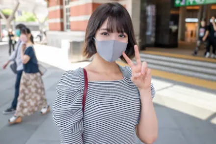 FC2-PPV-2982215 F罩杯的艺术系学生