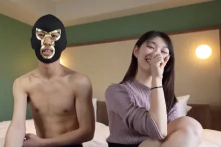 FC2-PPV-4418834 半年处女挑战处男猎