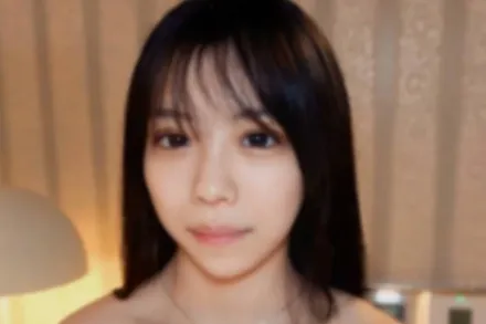 FC2-PPV-4639773 她一次又一次地达到高潮